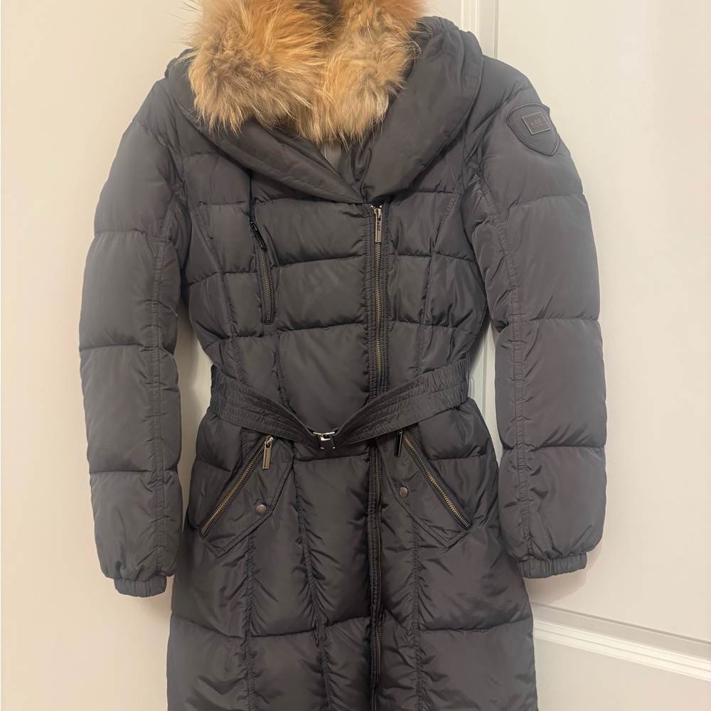 Women's Gray Puffer Jacket with Fur Trim